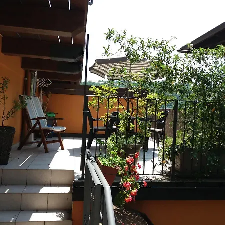 Il Castello Maggiore Con Terrazza Panzió Cossogno