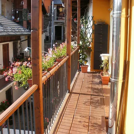 Bed and Breakfast Il Castello Maggiore Con Terrazza Cossogno