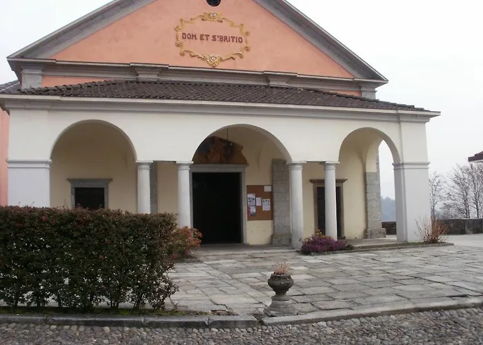 Il Castello Maggiore Con Terrazza Cossogno