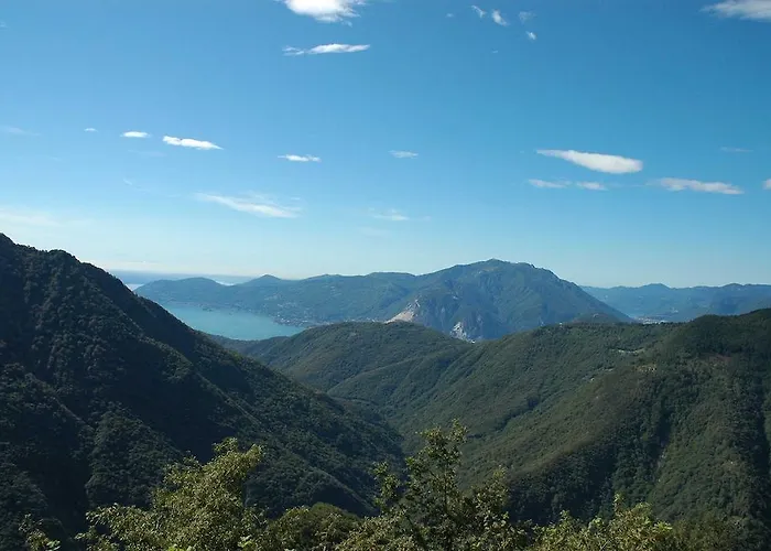 Oda ve Kahvaltı Il Castello Maggiore Con Terrazza Cossogno