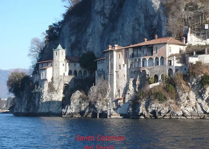 Oda ve Kahvaltı Il Castello Maggiore Con Terrazza Cossogno